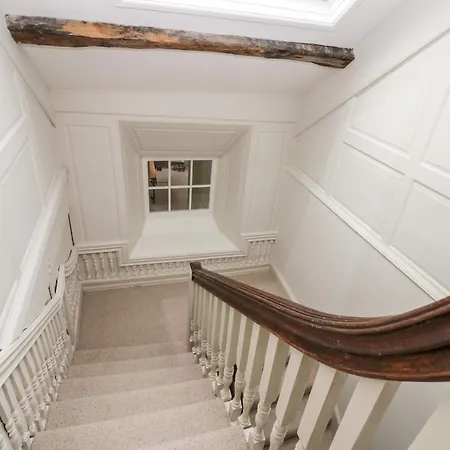 בית נופש Penny Bridge House *