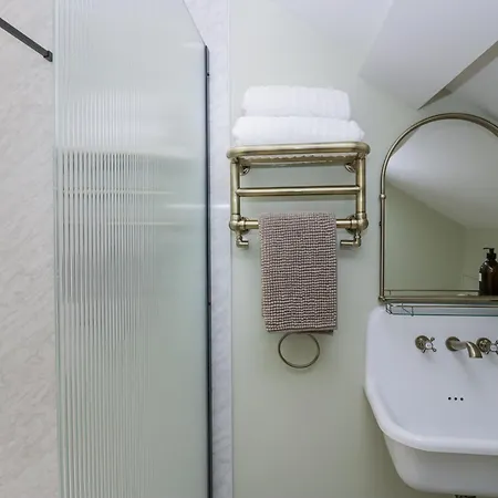 Penny Bridge House בית נופש *