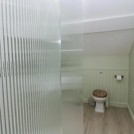 בית נופש Penny Bridge House אולברסטון