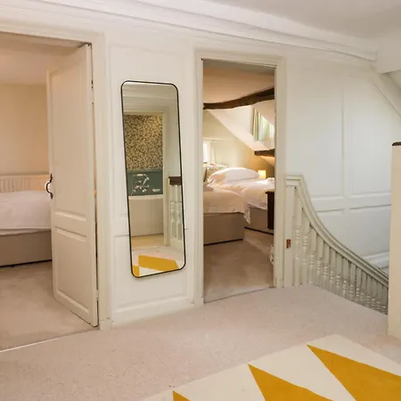 Penny Bridge House בית נופש אולברסטון