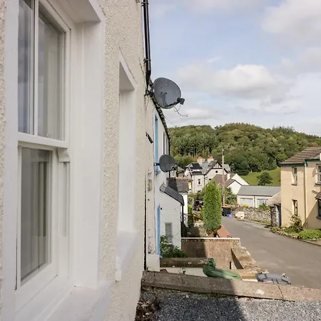 Holiday home Penny Bridge House *