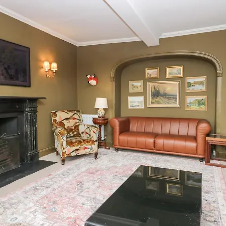 Penny Bridge House