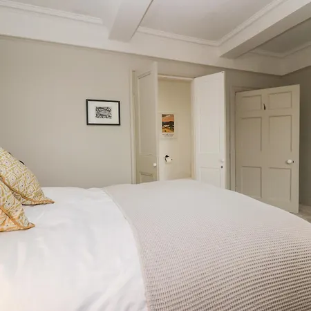 Penny Bridge House 阿尔弗斯顿