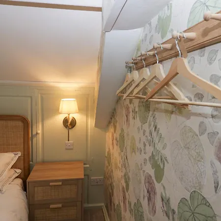 Penny Bridge House *