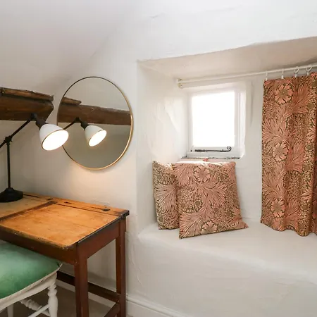 Holiday home Penny Bridge House *