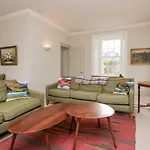 Penny Bridge House אולברסטון
