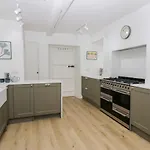 בית נופש Penny Bridge House