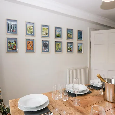 Penny Bridge House Сasa de vacaciones