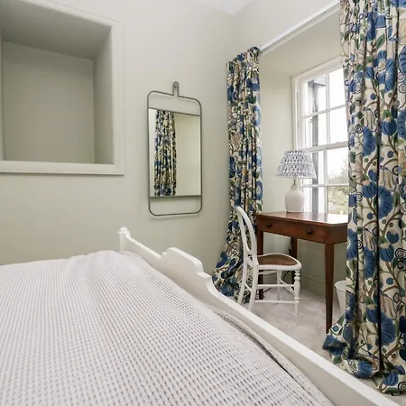 Penny Bridge House * Ulverston